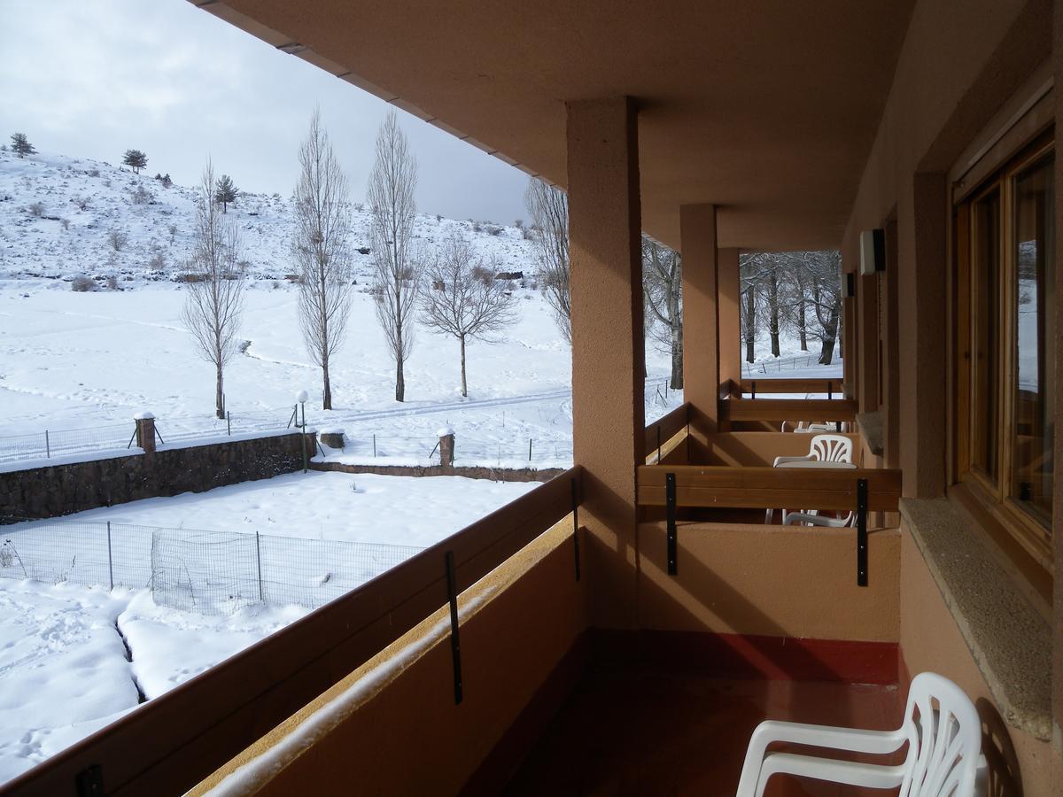 Hotel Villaneila エクステリア 写真