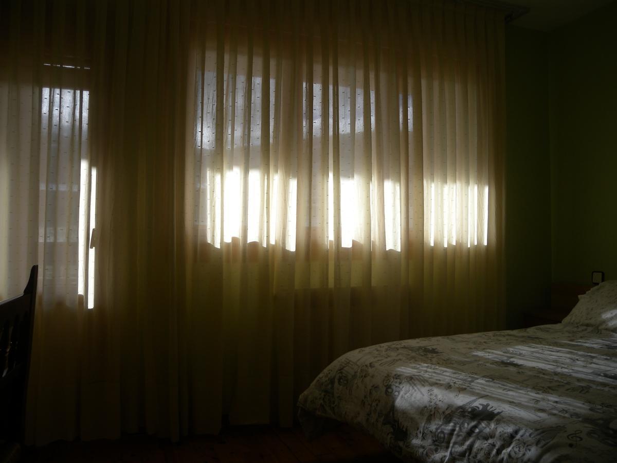 Hotel Villaneila エクステリア 写真